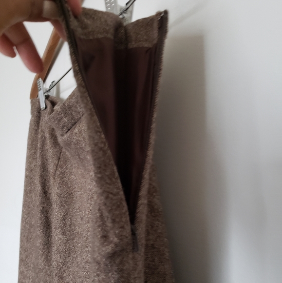 Wool Bell Skirt - Picture 2 of 4